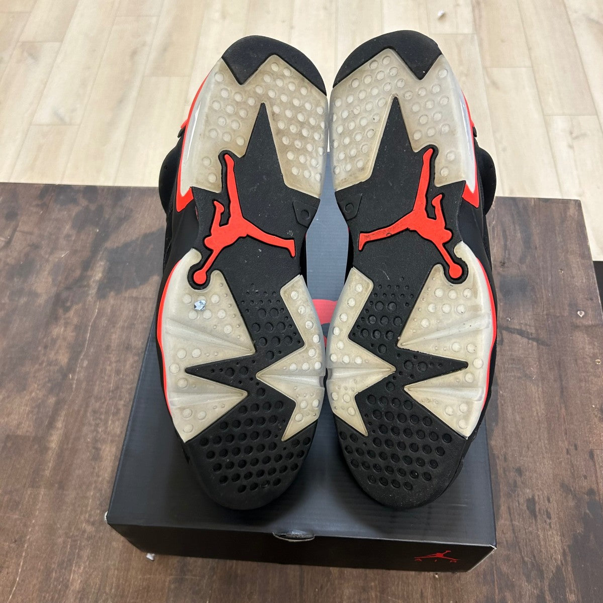 Jordan 6 Retro Black Infrared (2019) - Image 5
