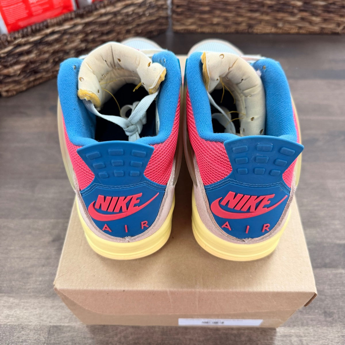 Jordan 4 Retro Union Guava Ice Size 10 (Pre-Owned) - Image 3