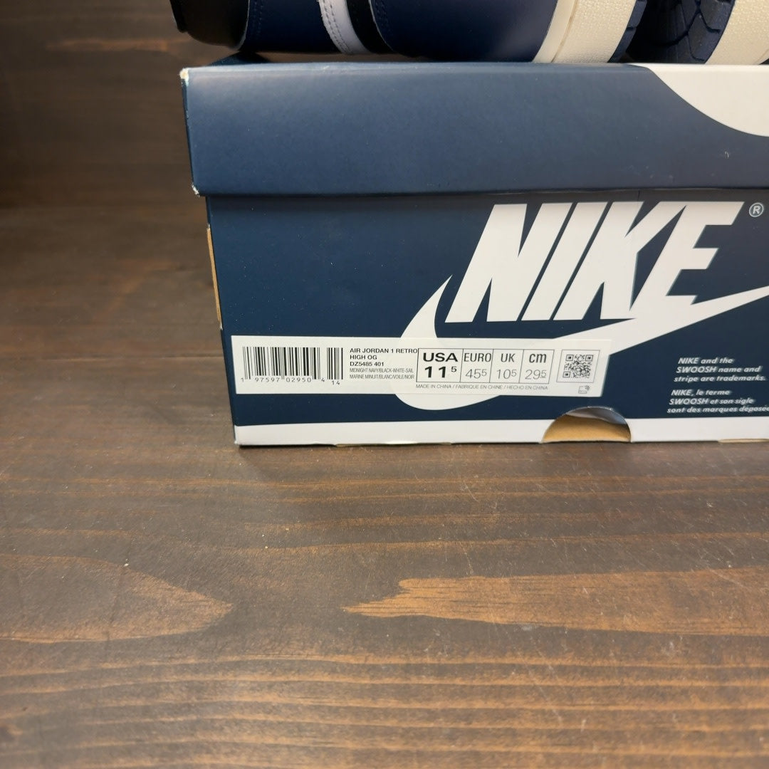 Jordan 1 Retro High OG Midnight Navy Size 11.5 (Pre-Owned)