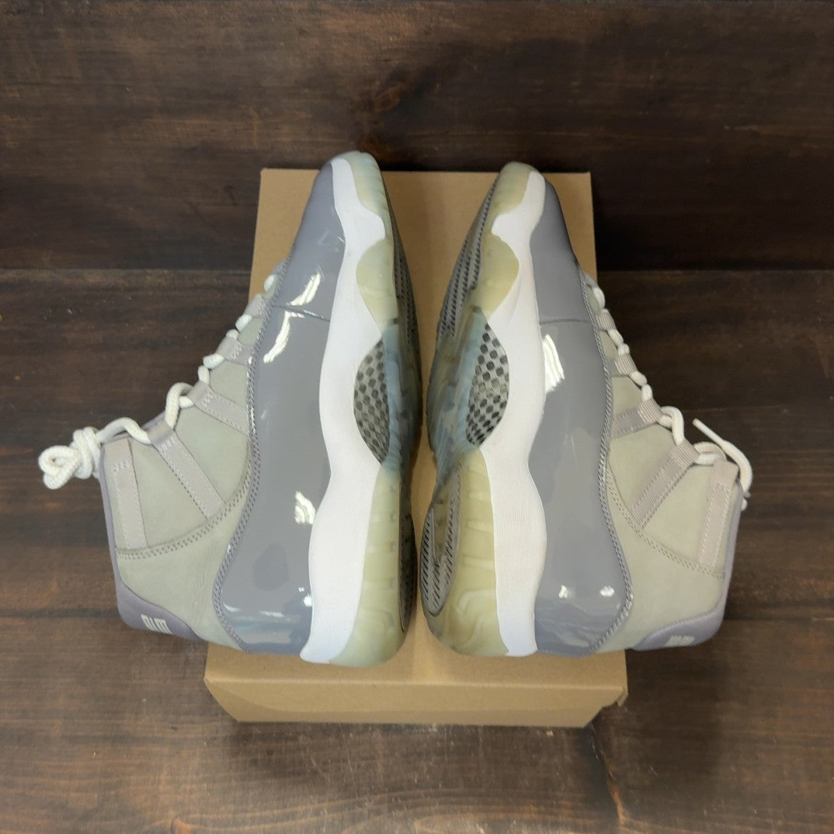 Jordan 11 Retro Cool Grey (2021) Size 9 (Pre-Owned) - Image 6