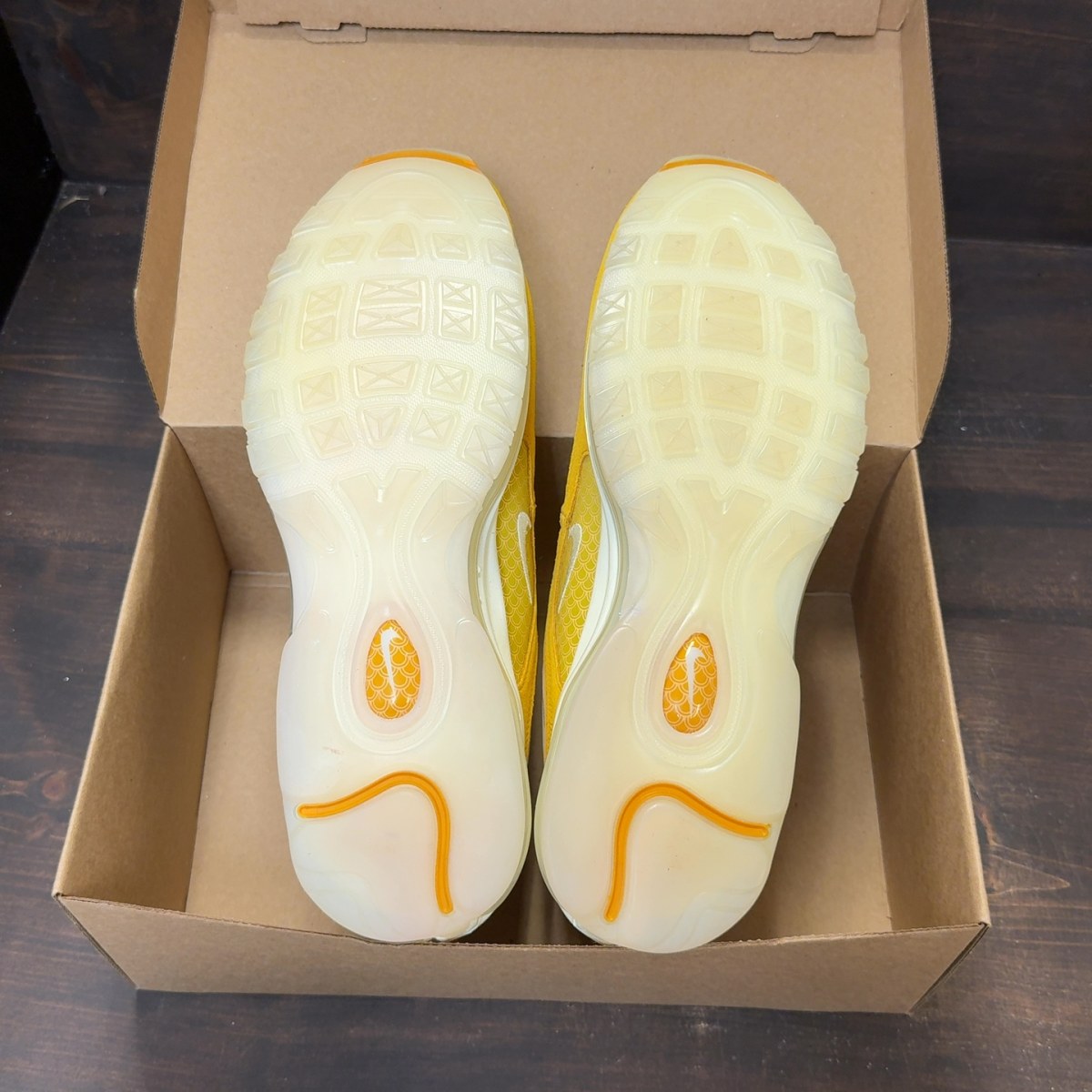 Nike Air Max 97 Koi Gold Size 15 (Pre-Owned) - Image 7