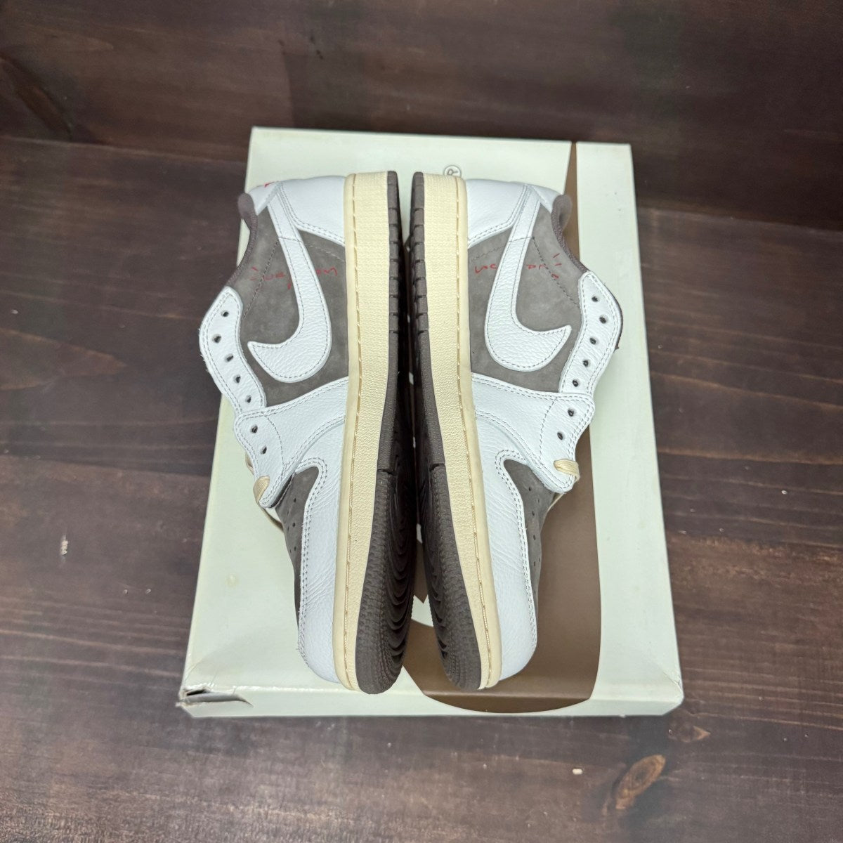 Jordan 1 Retro Low OG SP Travis Scott Reverse Mocha - Image 11