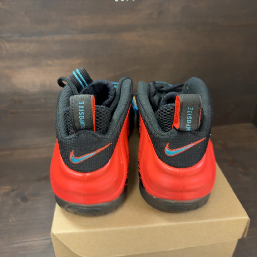 Nike Air Foamposite Pro Spiderman Size 9.5 (Pre-Owned) - Image 4