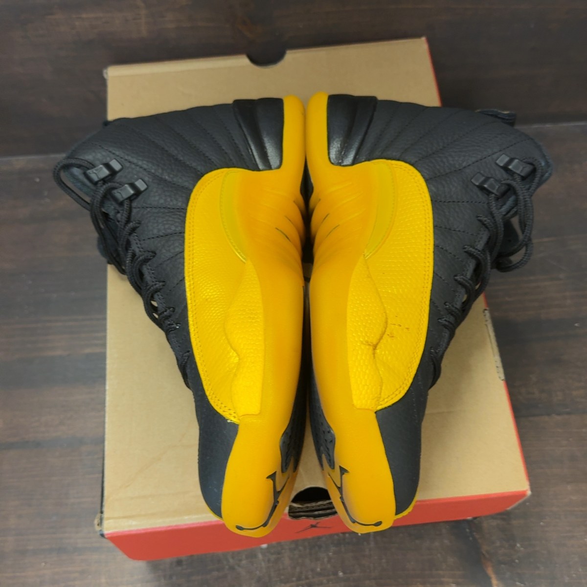 Jordan 12 Retro Black University Gold - Image 4