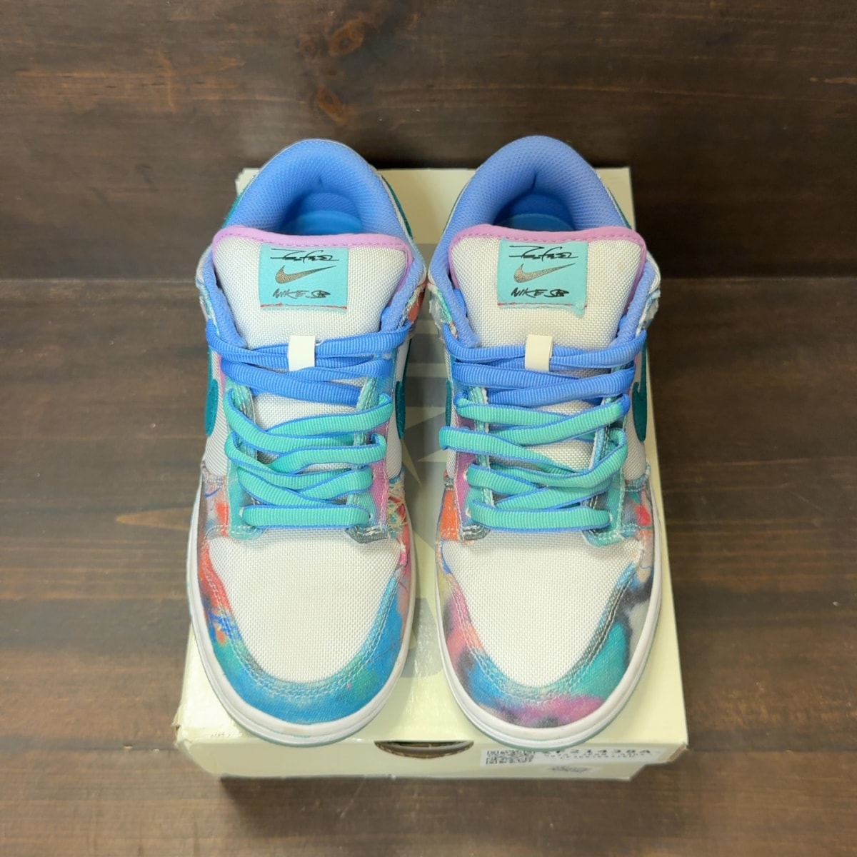 Nike SB Dunk Low Futura Laboratories Bleached Aqua - Image 3