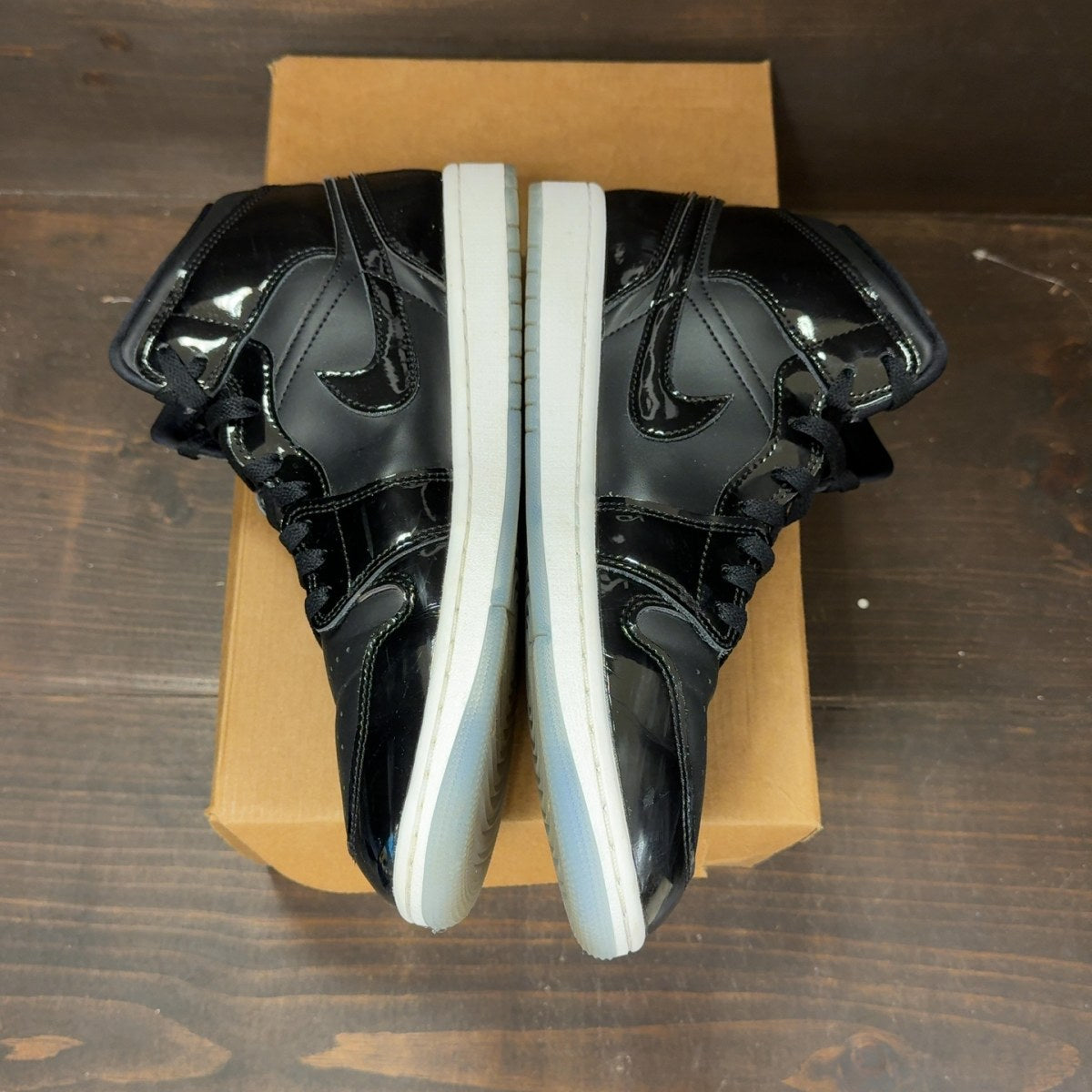 Jordan 1 Mid SE Space Jam Size 10.5 (Pre-Owned) - Image 4