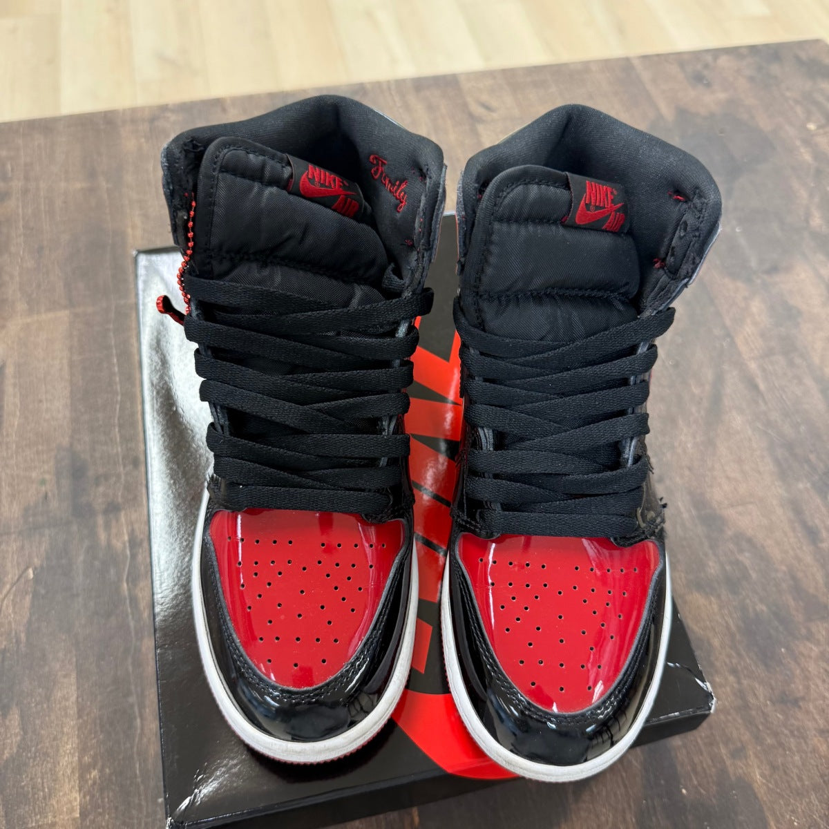 Jordan 1 Retro High OG Patent Bred (GS) - Image 2