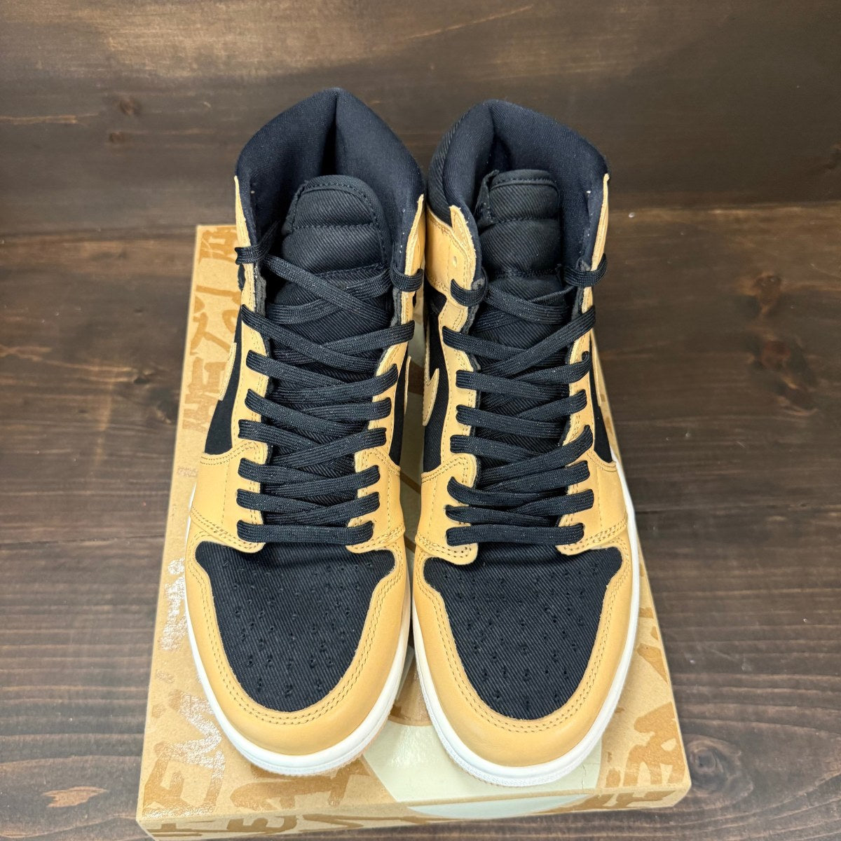 Jordan 1 Retro High OG Heirloom - Image 3