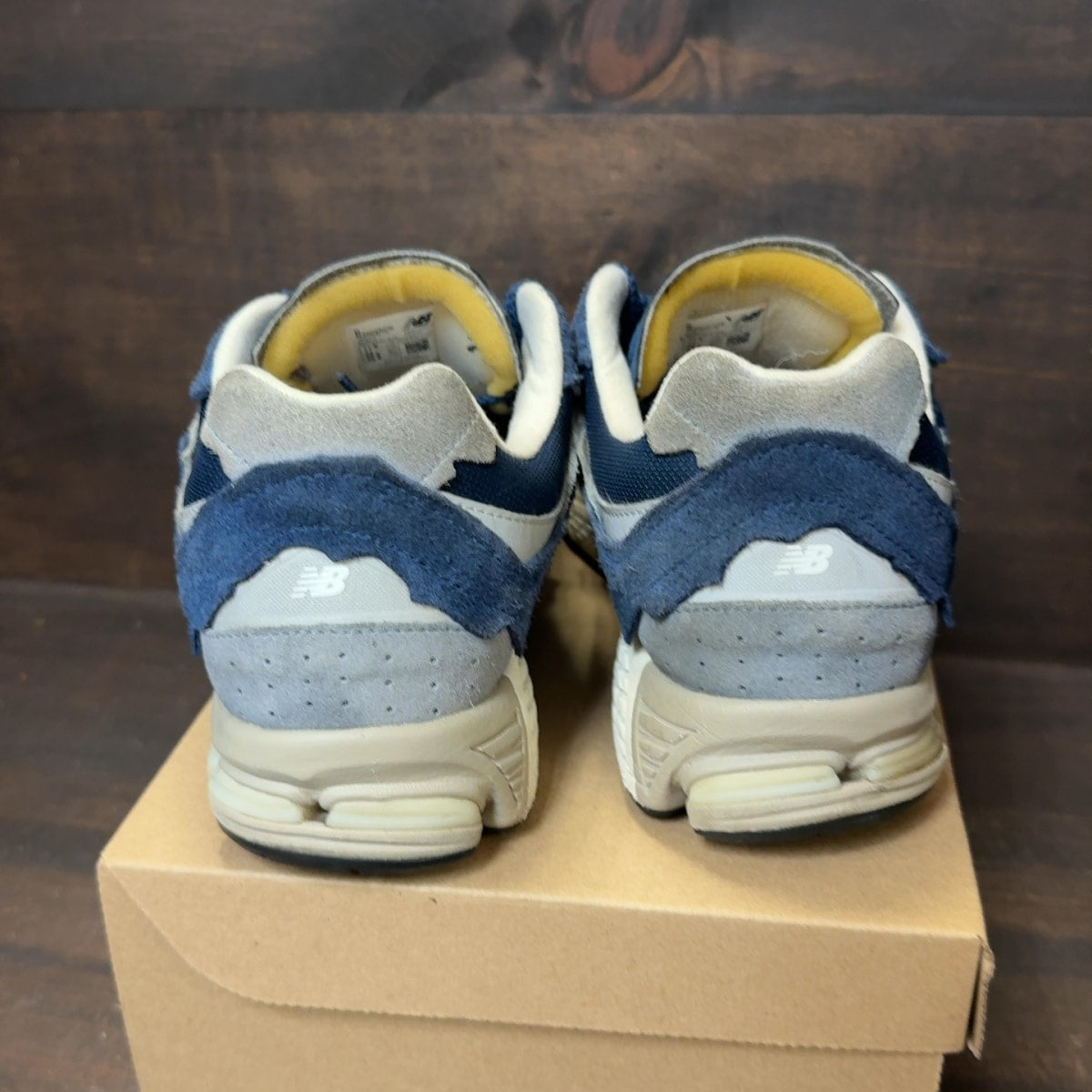 New Balance 2002R Protection Pack Navy Grey Size 11.5 (Pre-Owned) - Image 4