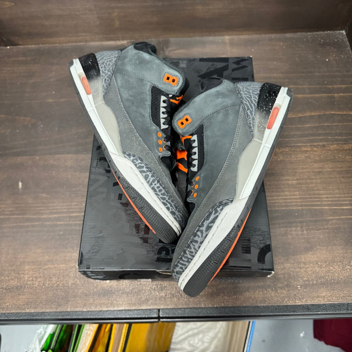 Jordan 3 Retro Fear Pack (2023) Size 11 (Pre-Owned) - Image 2