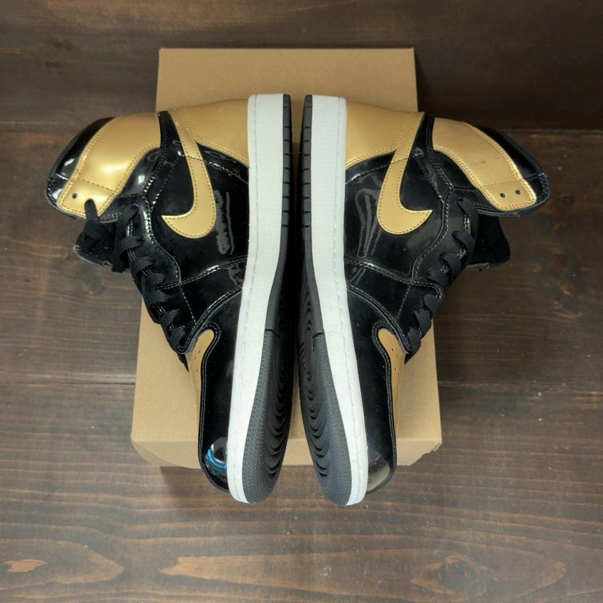 Jordan 1 Retro High NRG Patent Gold Toe Size 12 (Pre-Owned) - Image 4
