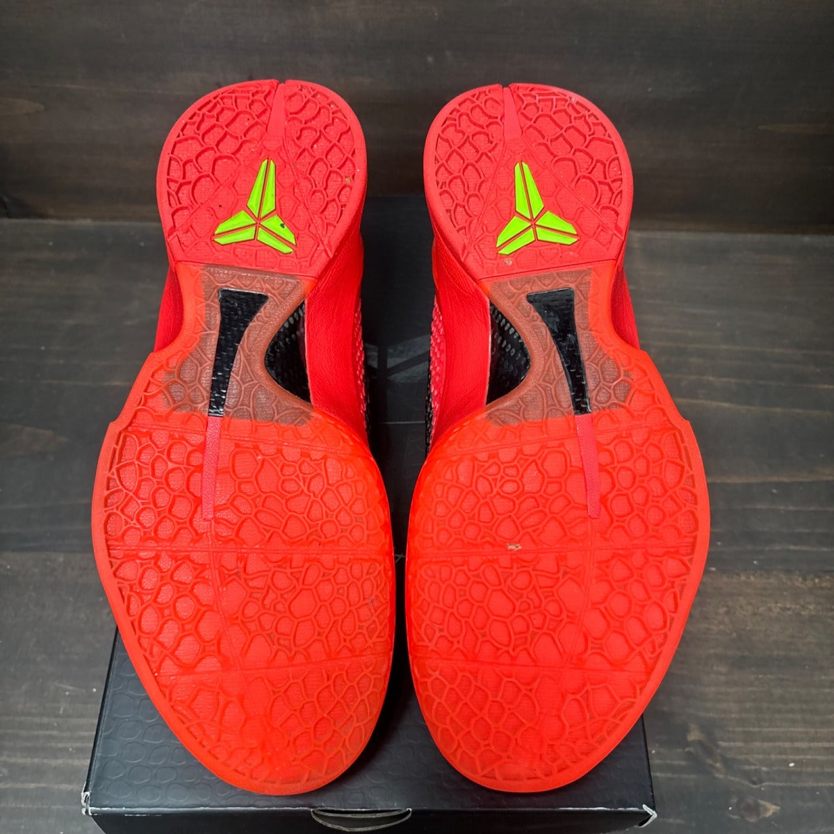 Nike Kobe 6 Protro Reverse Grinch Size 11 (Pre-Owned) - Image 6