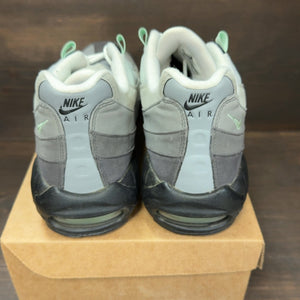 Nike Air Max 95 OG Fresh Mint Size 14 (Pre-Owned) - Image 5