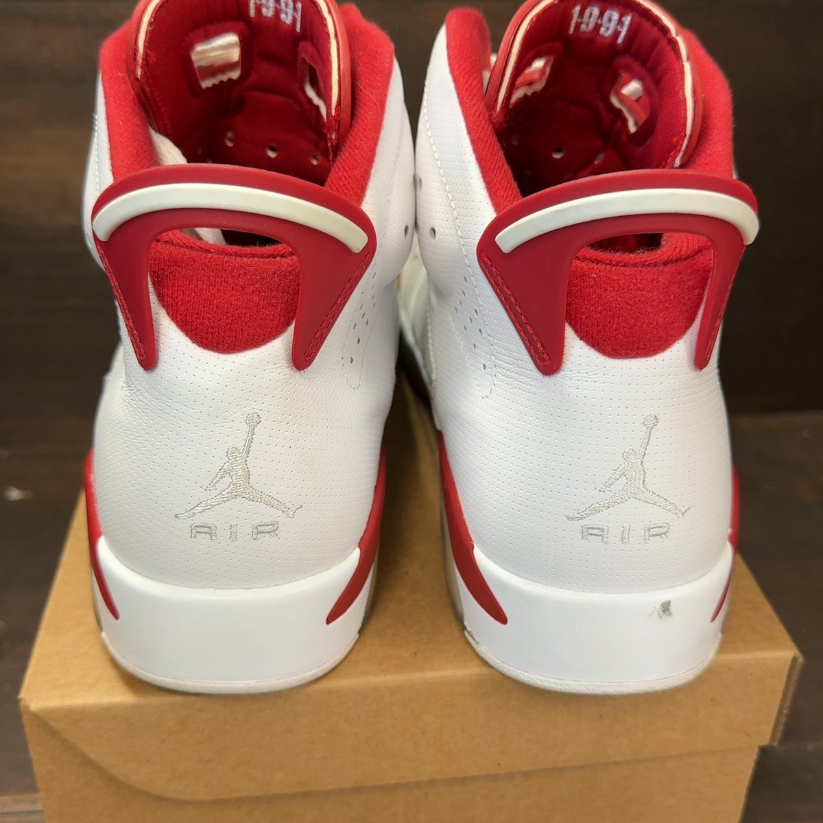 Jordan 6 Retro Alternate Hare Size 11 (Pre-Owned) - aux