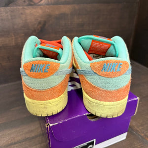 Nike SB Dunk Low Orange Emerald Rise - Image 3