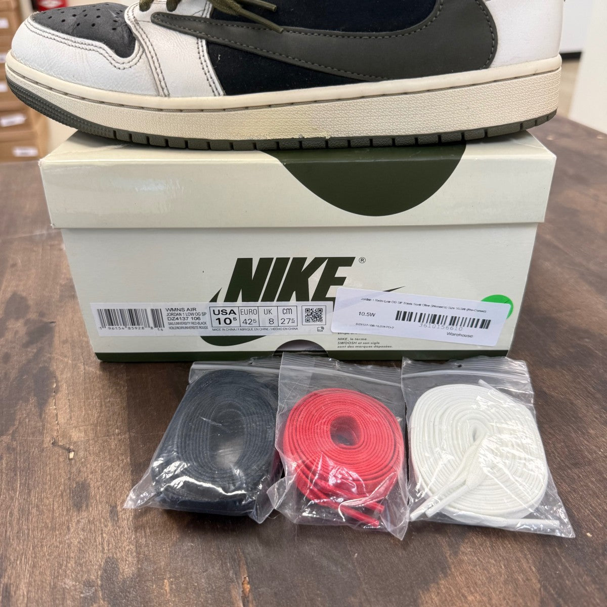 Jordan 1 Retro Low OG SP Travis Scott Olive (Women's) - Image 4