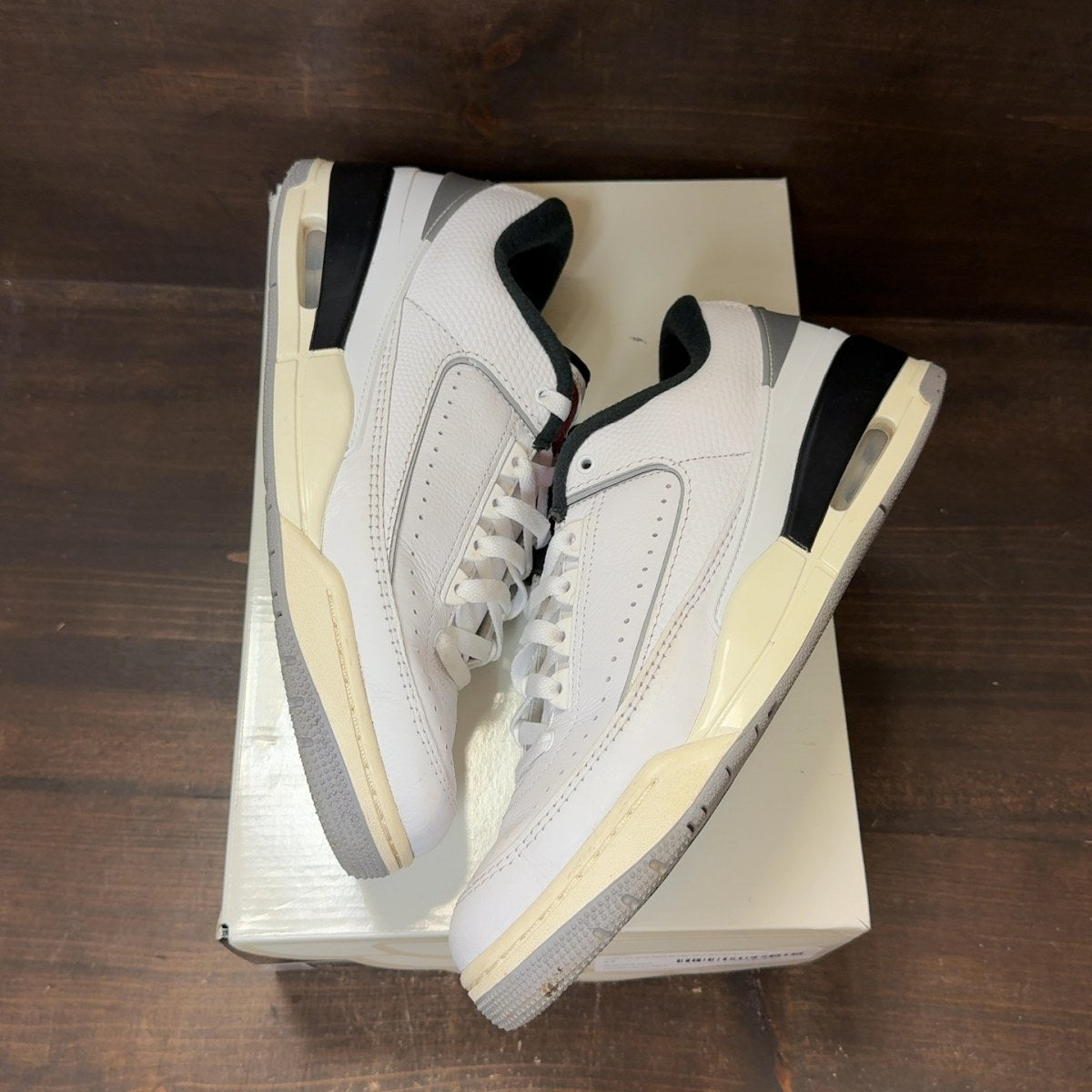 Jordan 2/3 White Black Metallic Silver - Image 2