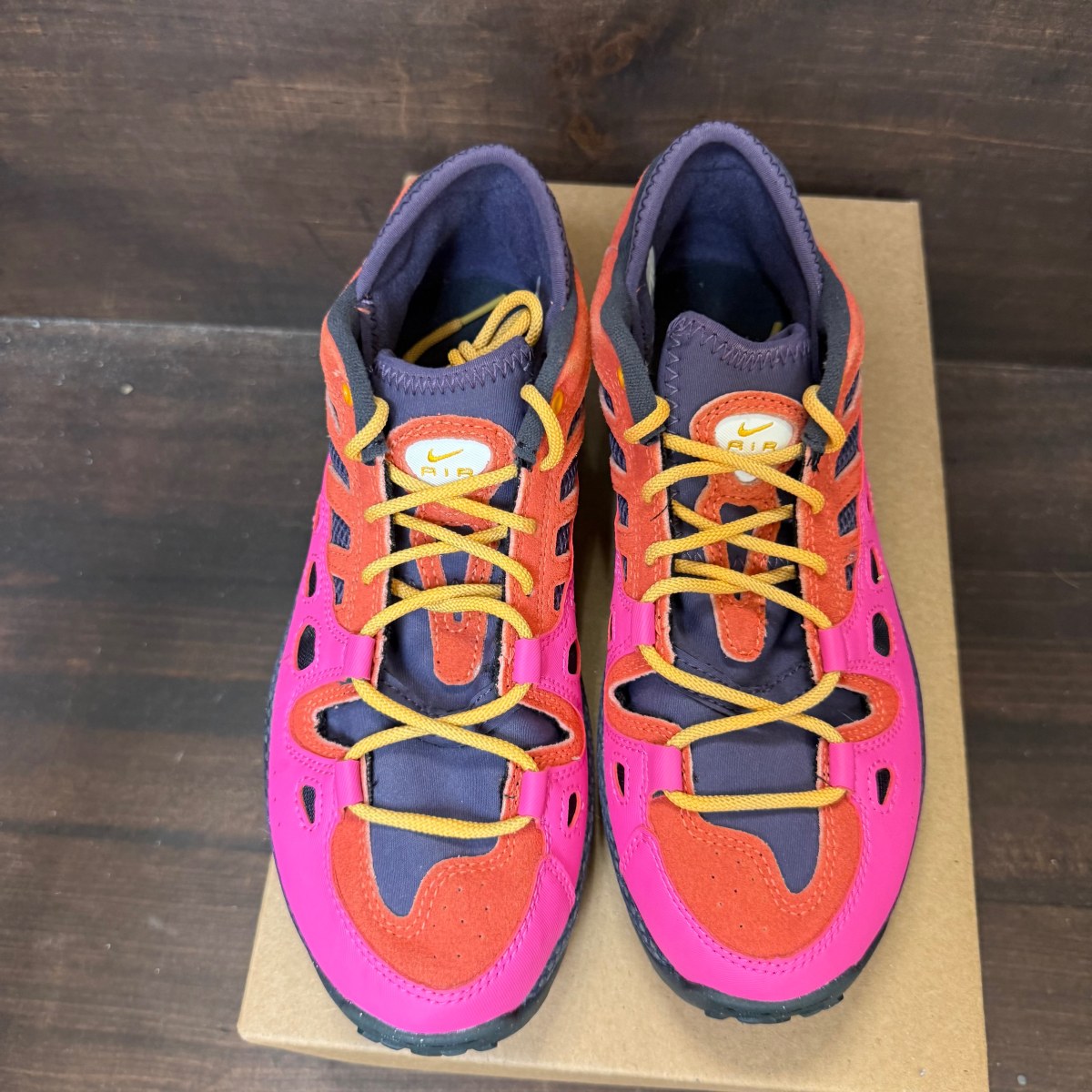 Nike ACG Air Exploraid Light Wild Mango Dark Raisin Laser Fuchsia University Gold Size 7.5 (Pre-Owned) - Image 2