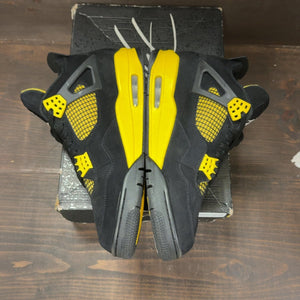 Jordan 4 Retro Thunder (2023) Size 11 (Pre-Owned) - aux