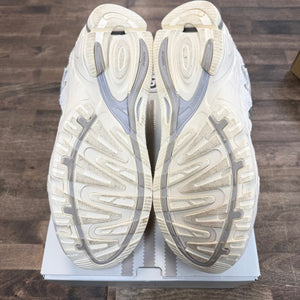 adidas Response CL Bad Bunny Wonder White - Image 4