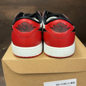 Jordan 1 Retro Low OG Chicago (2025) Size 9 (Pre-Owned) - Image 5