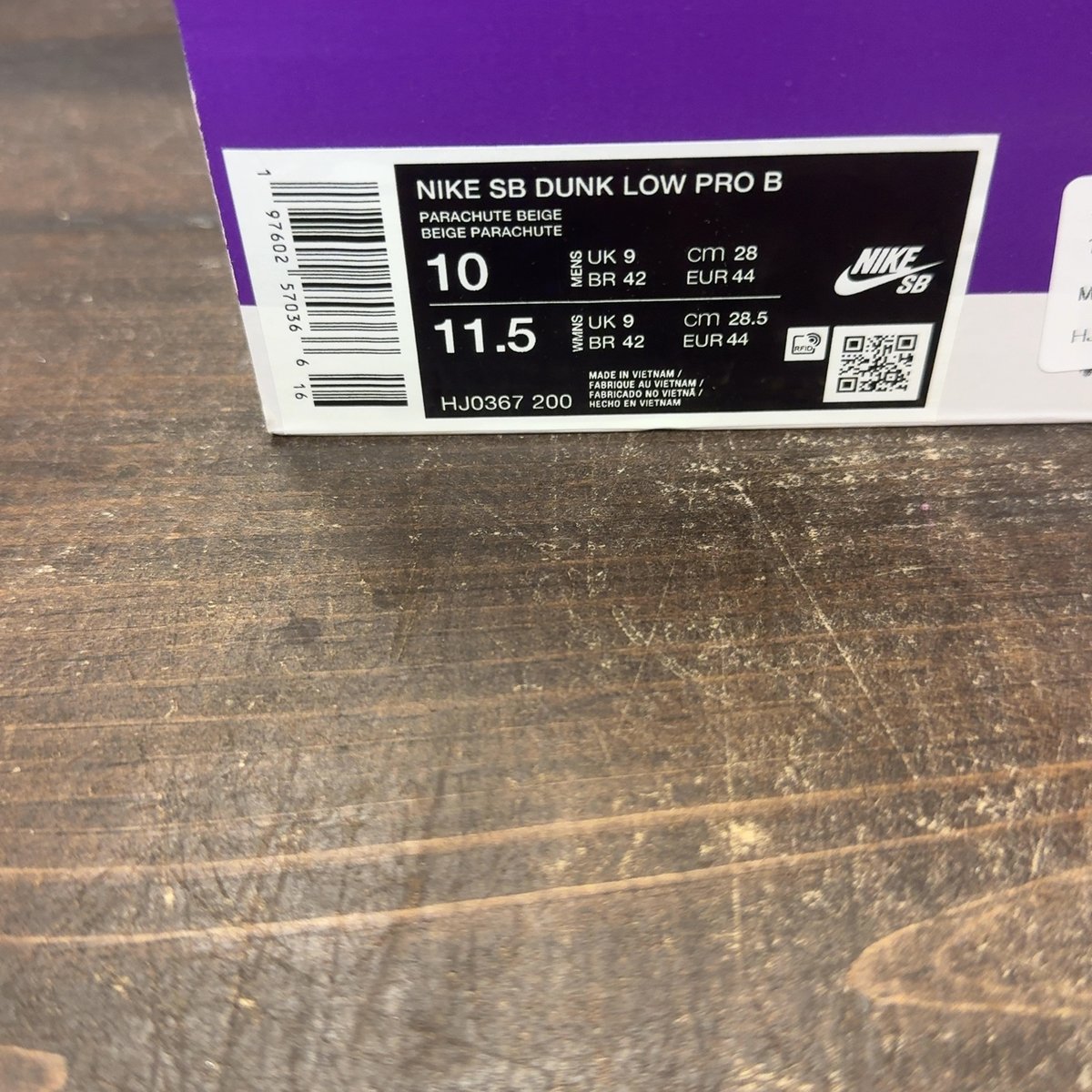 Nike SB Dunk Low Pro B Parachute Beige Size 10 (Pre-Owned) - aux