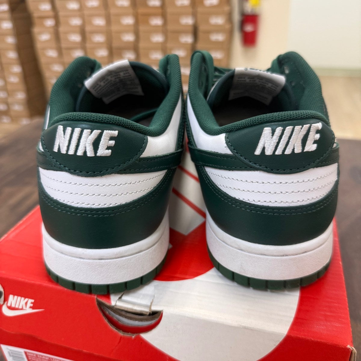 Nike Dunk Low Michigan State - Image 3