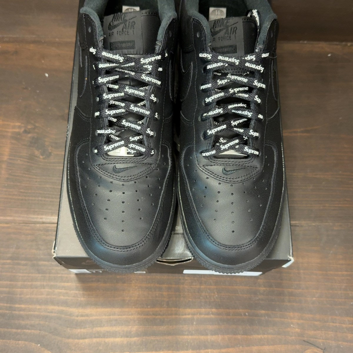 Nike Air Force 1 Low Supreme Black - Image 3
