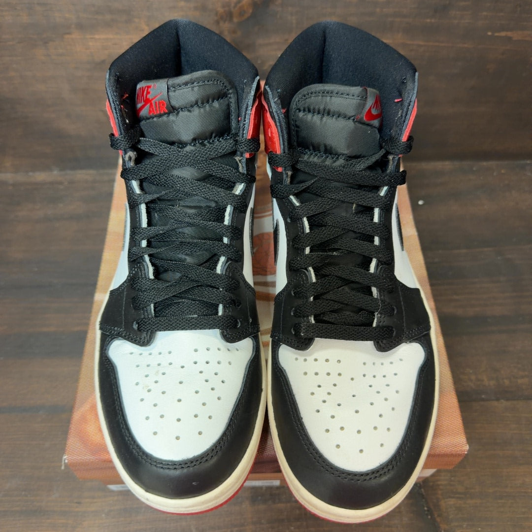 Jordan 1 Retro High OG Black Toe Reimagined Size 8.5 (Pre-Owned)