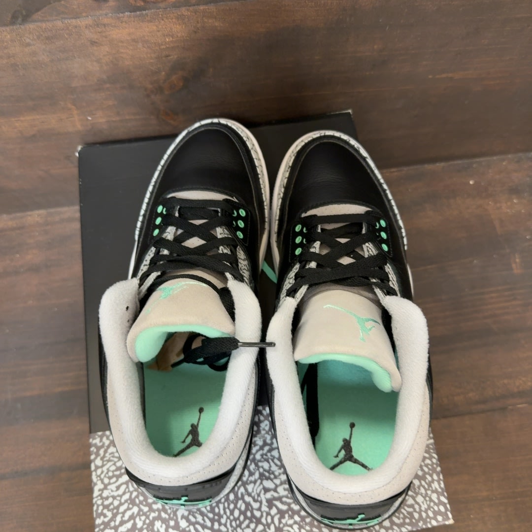 Jordan 3 Retro Green Glow Size 10.5 (Pre-Owned)