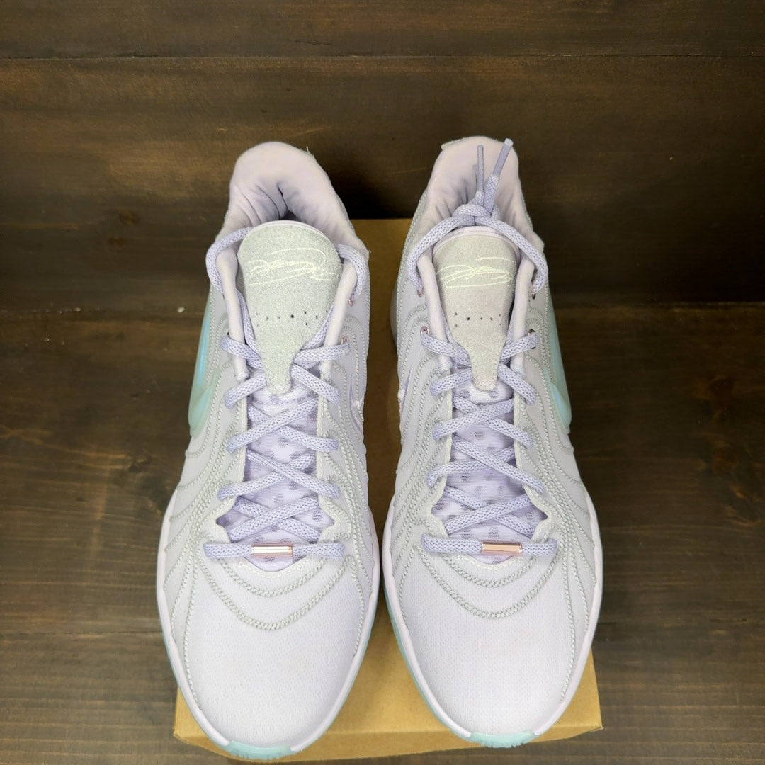 Nike LeBron 21 EP Easter (Solid Outsole) Size 13 (Pre-Owned) - Image 3