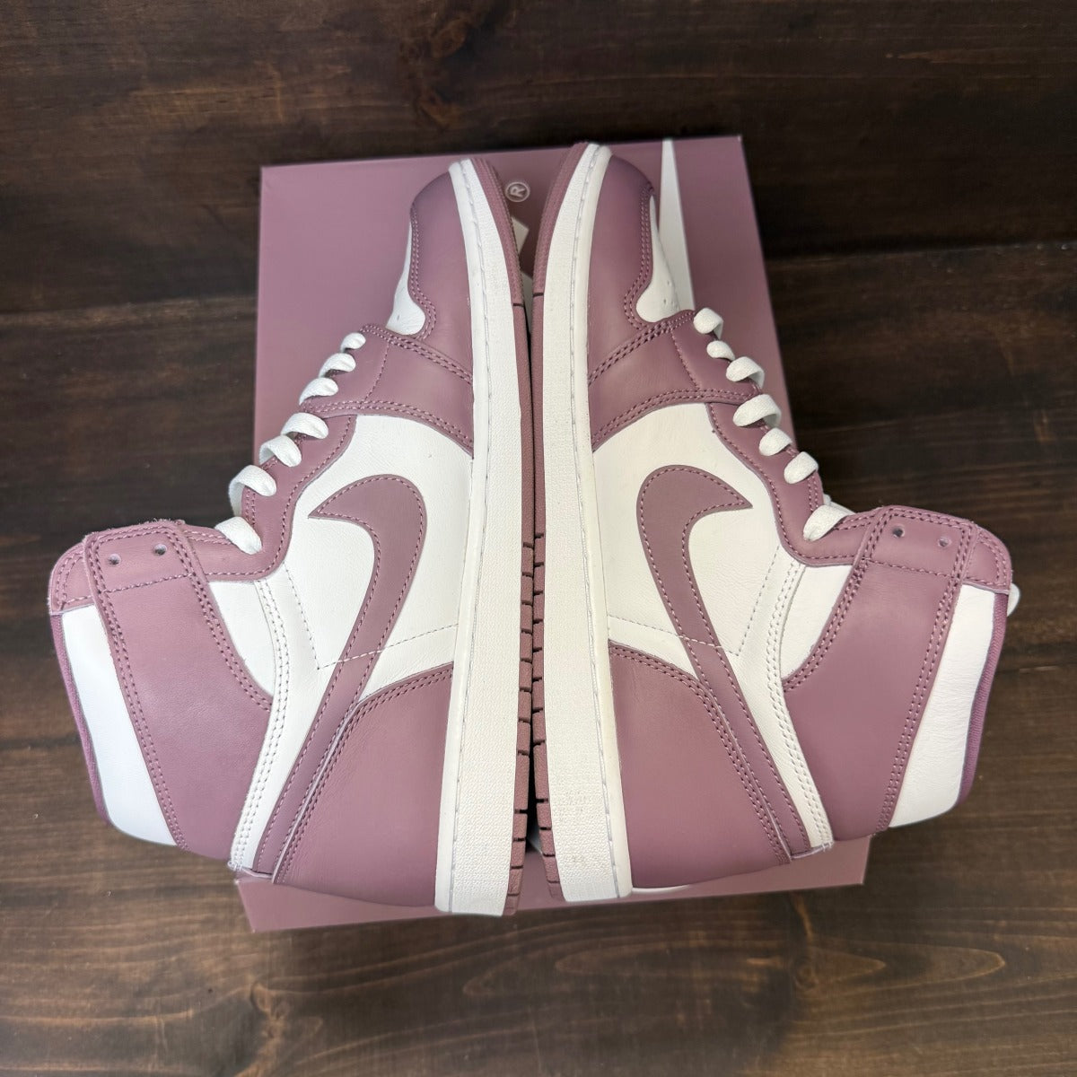 Jordan 1 Retro High OG Mauve - Image 4