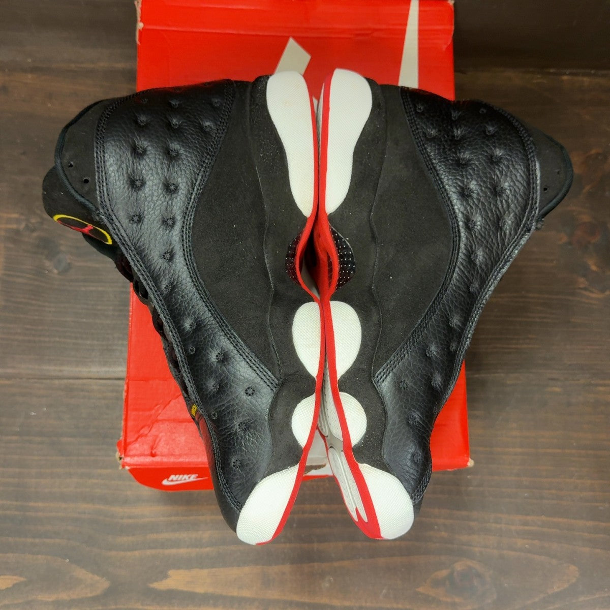 Jordan 13 Retro Playoffs (2023) Size 9.5 (Pre-Owned) - Image 4
