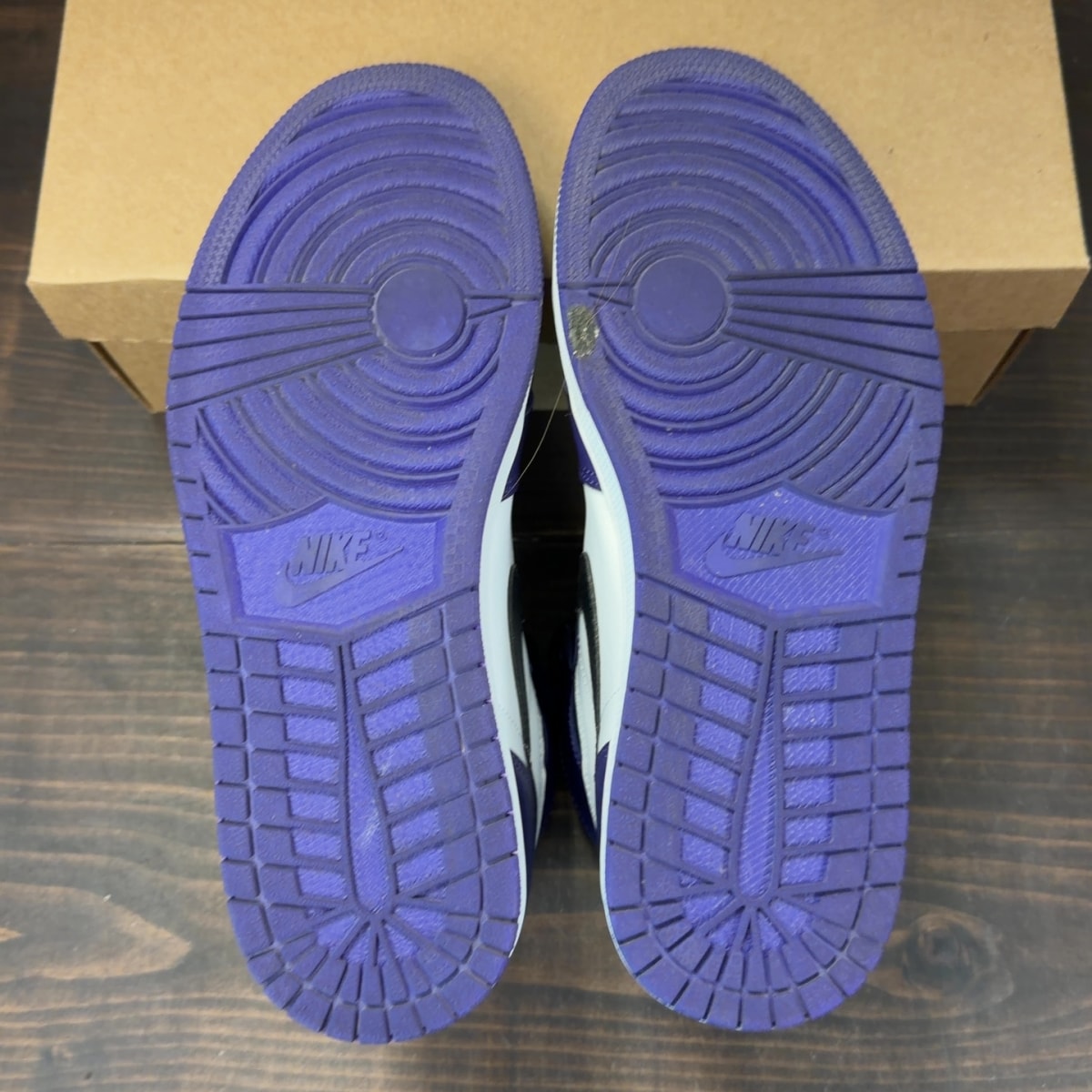 Jordan 1 Retro High Court Purple White Size 10 (Pre-Owned) - Image 6