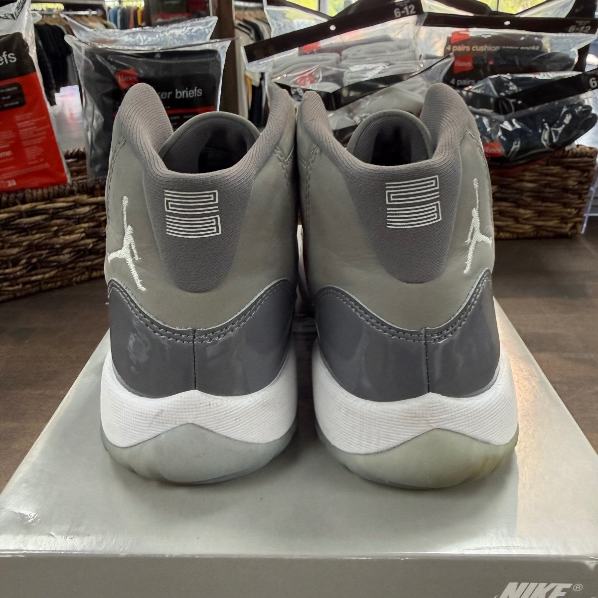 Jordan 11 Retro Cool Grey (2021) (GS) - Image 4