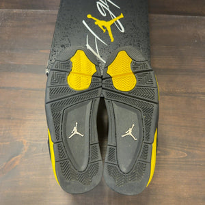 Jordan 4 Retro Thunder (2023) (GS) - Image 7