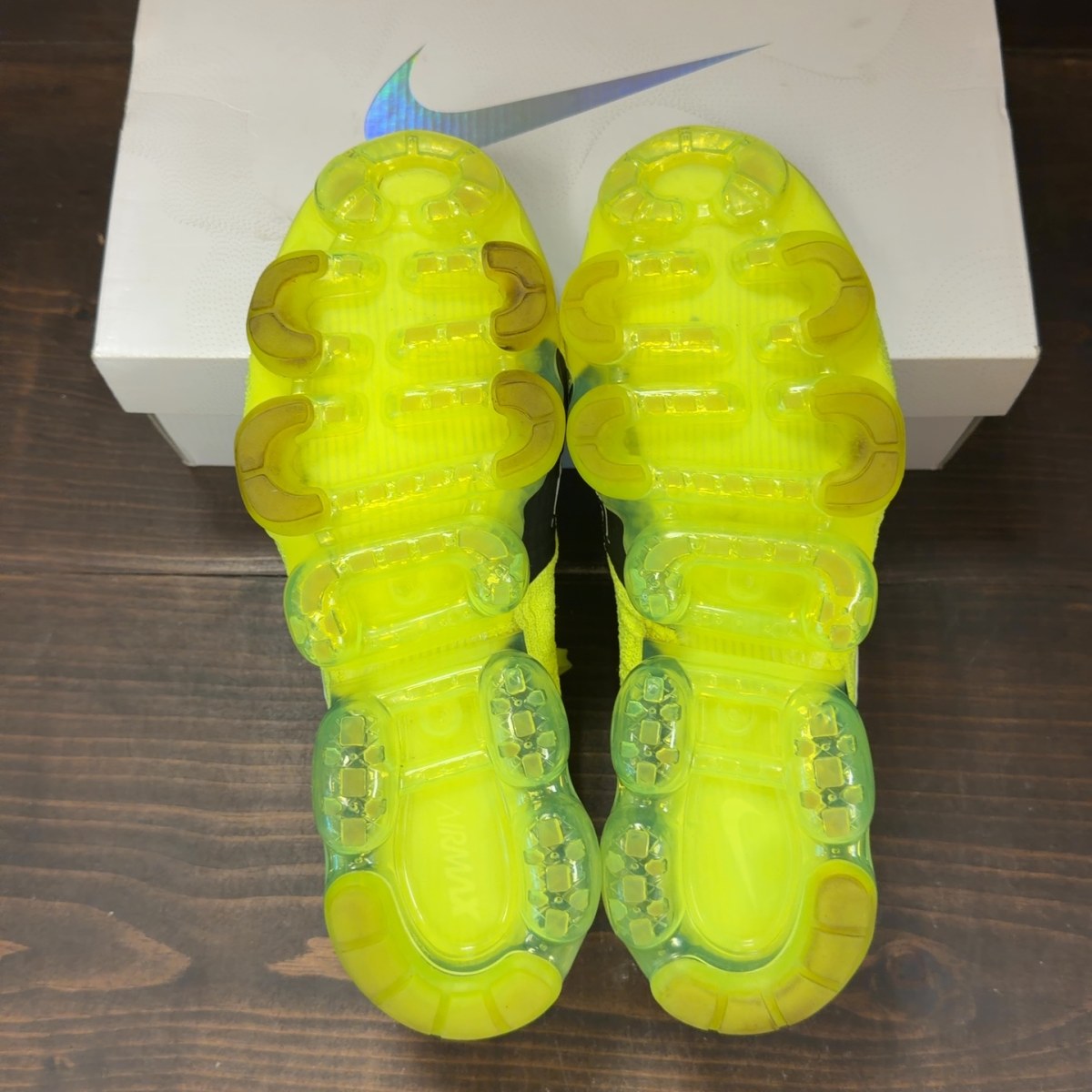Nike Air VaporMax 2 Volt - Image 7