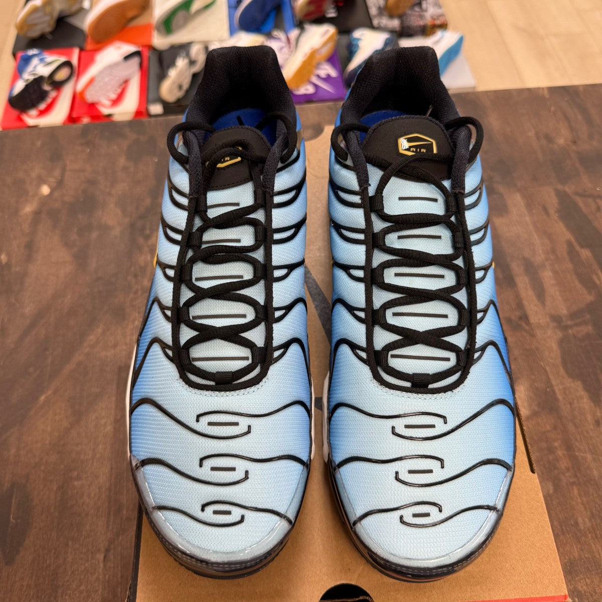 Nike Air Max Plus OG Hyper Blue - Image 2