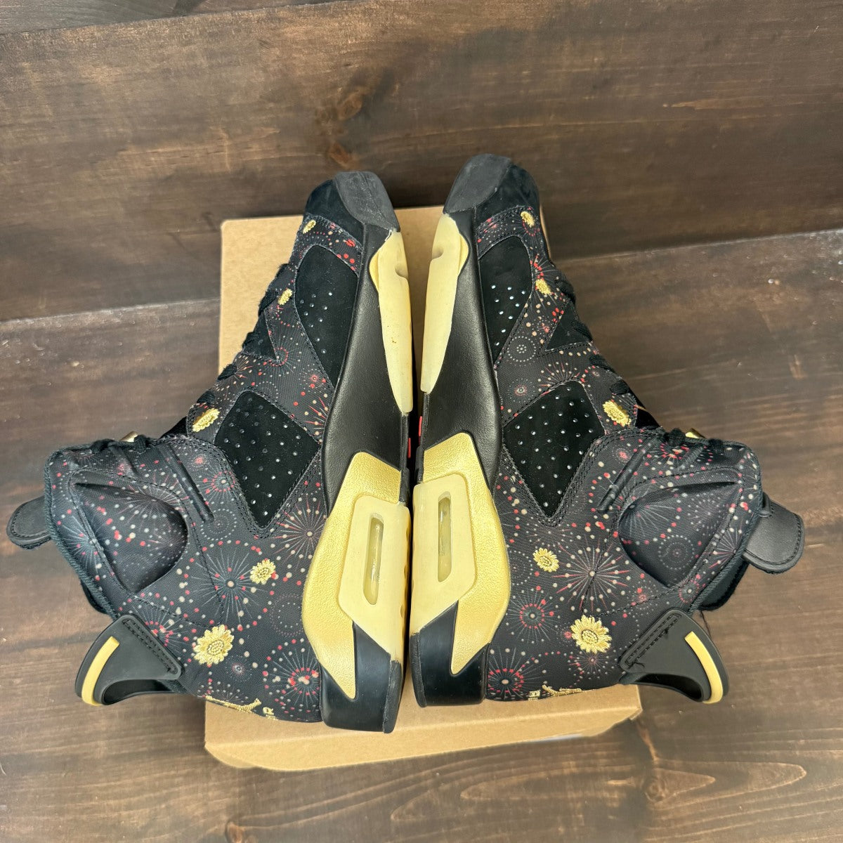 Jordan 6 Retro Chinese New Year (2018) Size 11 (Pre-Owned) - Image 4