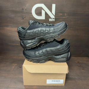 Nike Air Max 95 Recraft Triple Black (GS) Size 6.5Y (Pre-Owned) - Image 1