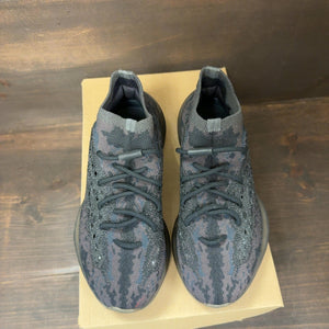 adidas Yeezy Boost 380 Onyx Size 7 (Pre-Owned) - Image 3