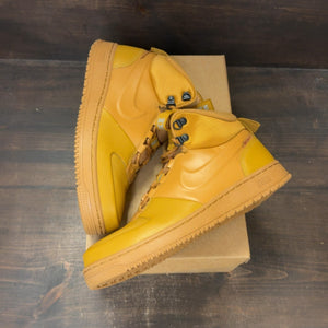 Nike Path WNTR Wheat Size 11 (Pre-Owned) - Image 2