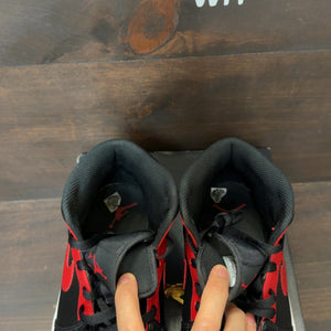 Jordan 1 Mid Banned (2020) - Image 4