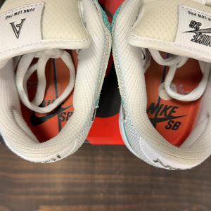 Nike SB Dunk Low April Skateboards Size 6.5 (Pre-Owned) - aux