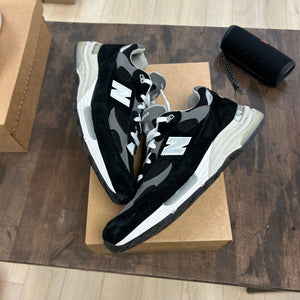 New Balance 992 MiUSA Black Grey Size 11.5 (Pre-Owned) - Image 1