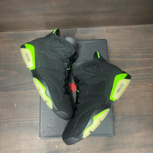 Jordan 6 Retro Electric Green Size 10 (Pre-Owned)