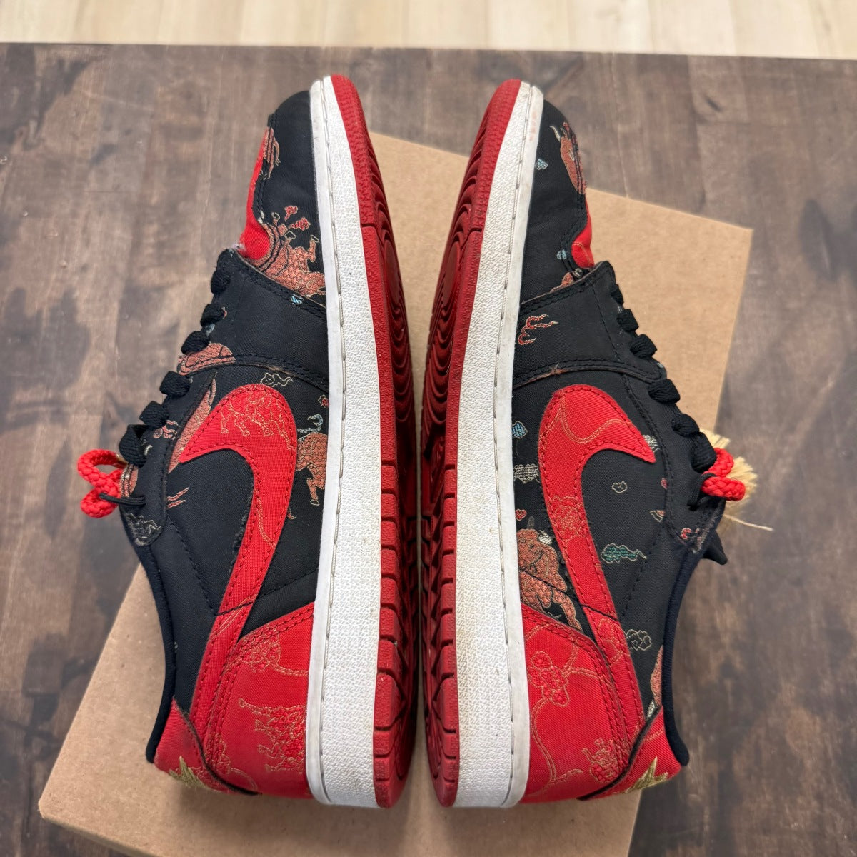 Jordan 1 Retro Low OG Chinese New Year (2026) Size 8 (Pre-Owned) - Image 5