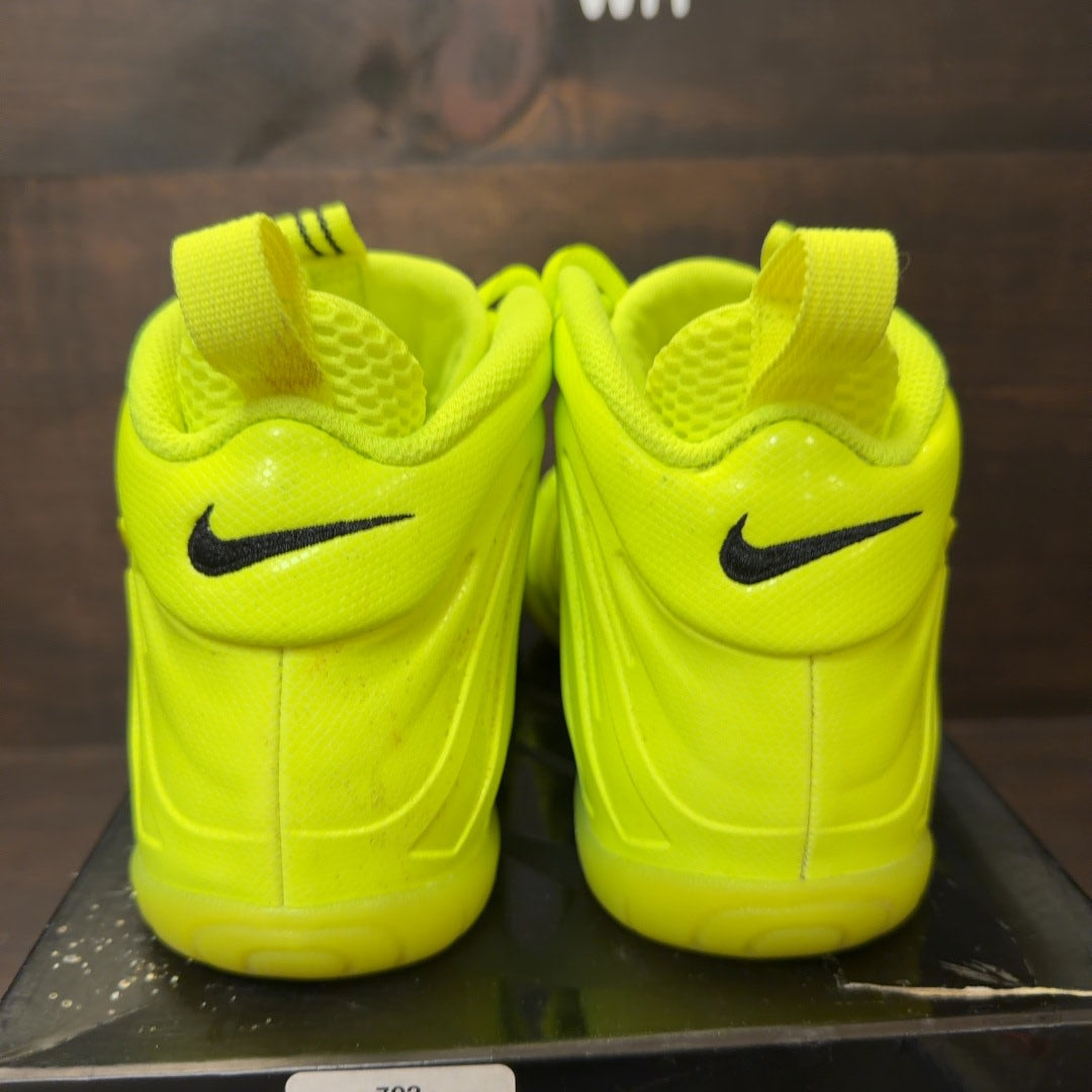 Nike Air Foamposite Pro Volt (GS) - Image 4