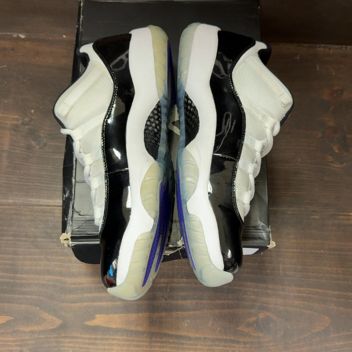 Jordan 11 Retro Low Concord - Image 4