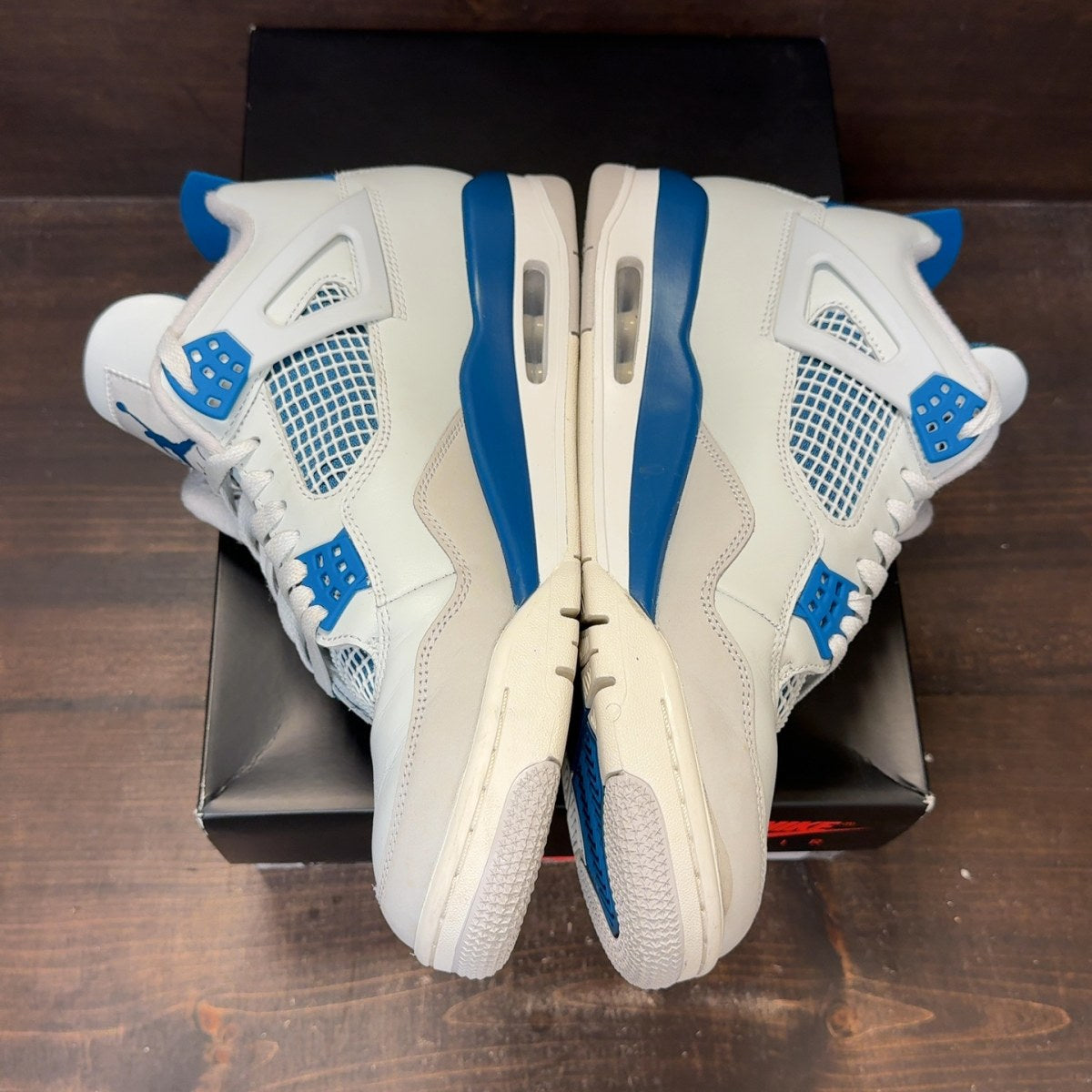 Jordan 4 Retro Military Blue (2024) - Image 4